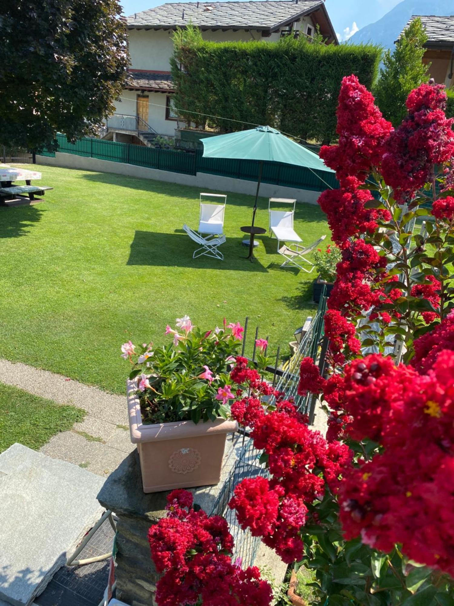 Il Tiglio Gressan Apartamento Aosta Exterior foto